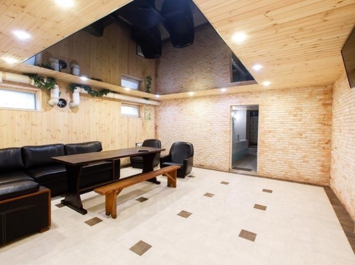 Баня «на пр. Александра Поля, 76 А»