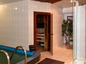 Фінська сауна «Том Клуб»