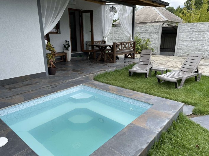 Лазня На Дровах «на вул. Янтарна»