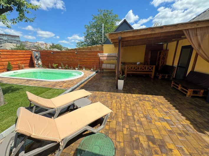 Лазня На Дровах «на вул. Янтарна»